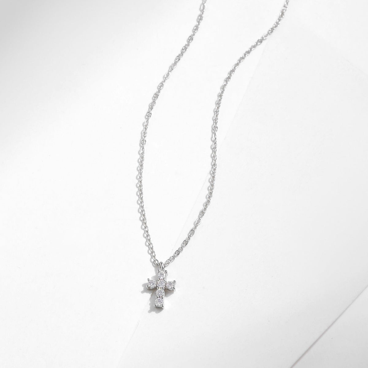 Chloé Crystal Cross Pendant - Joie d’Or