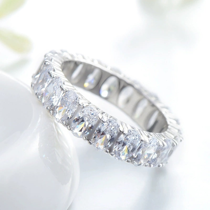 Amelia Eternity Silver Ring - Joie d’Or