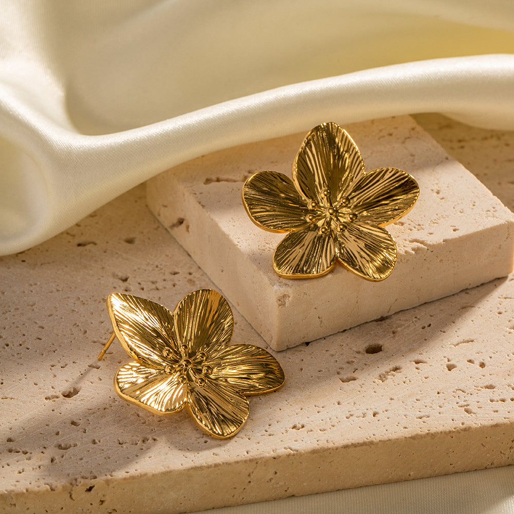 Allysa Flower Gold Earrings - Joie d’Or