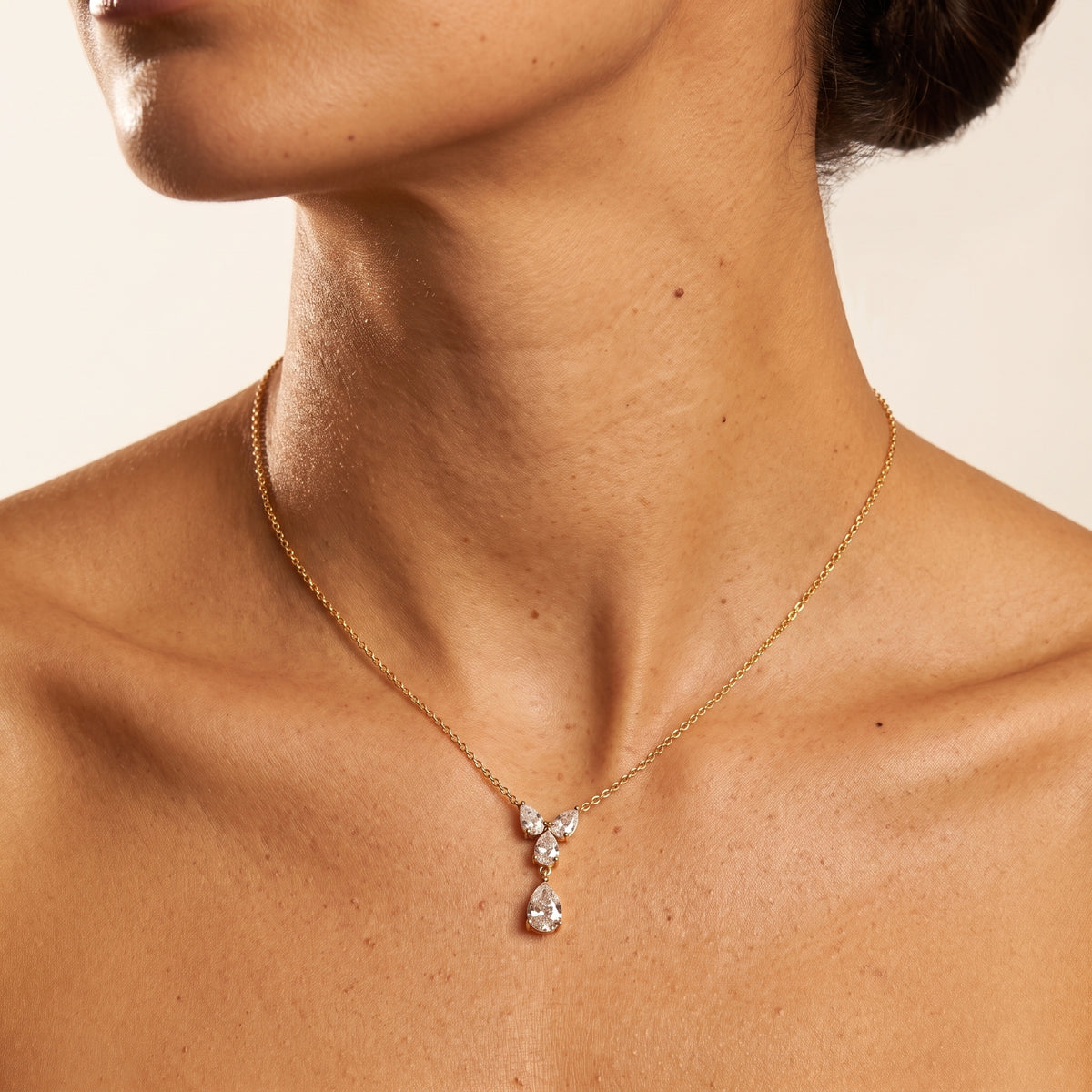 Noémie Crystal Teardrop Gold Necklace - Joie d’Or