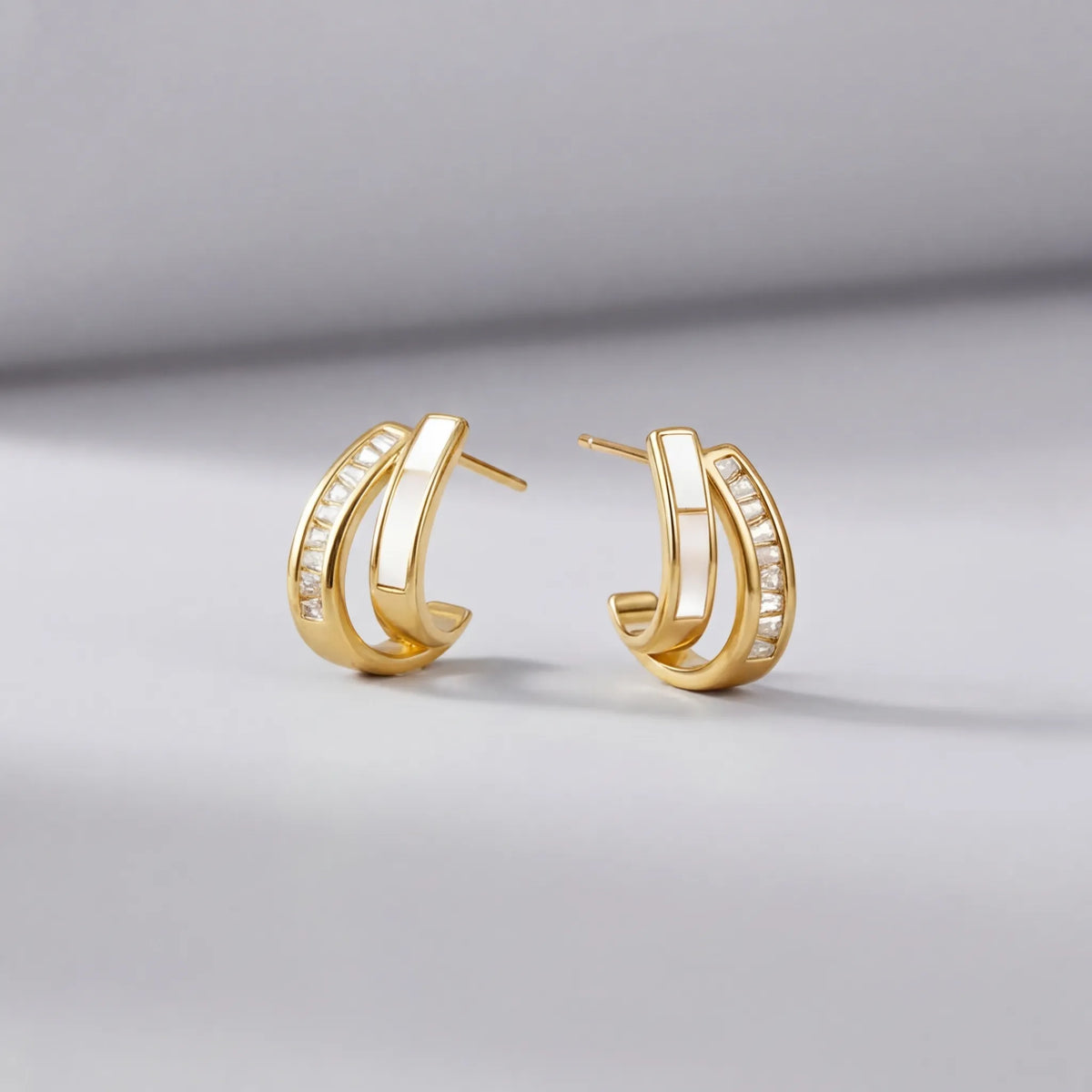 Pearl & Crystal Earrings - Joie d’Or