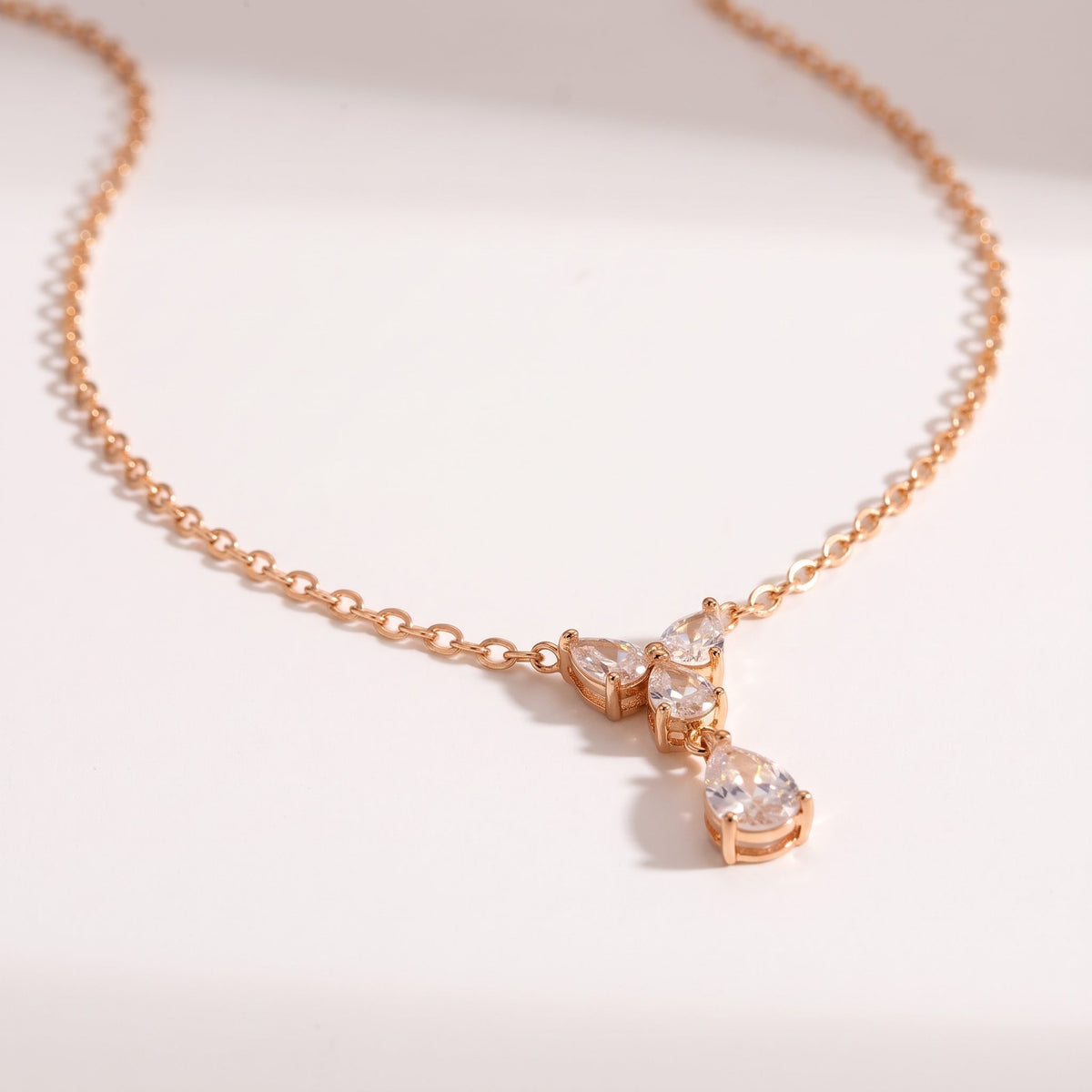 Noémie Crystal Teardrop Gold Necklace - Joie d’Or