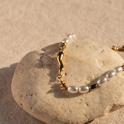 Quintessa Pearl Bracelet