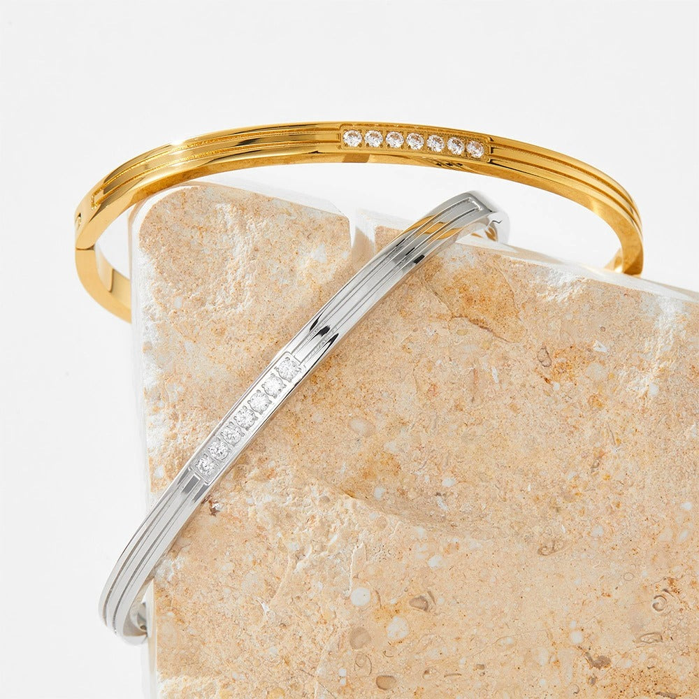 Alla Crystal bangle
