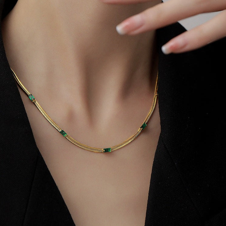 Eve Herringbone Gold Necklace