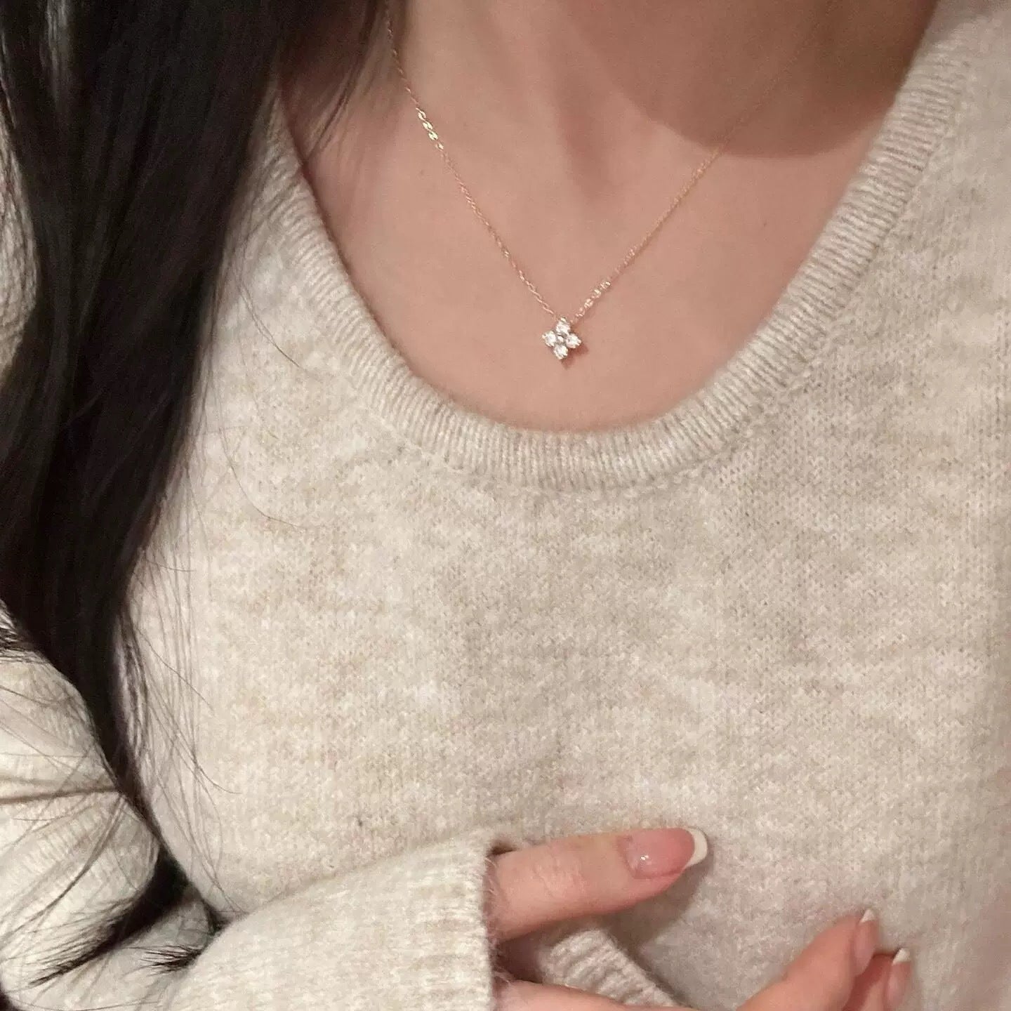 Mia Crystal Pedant Necklace