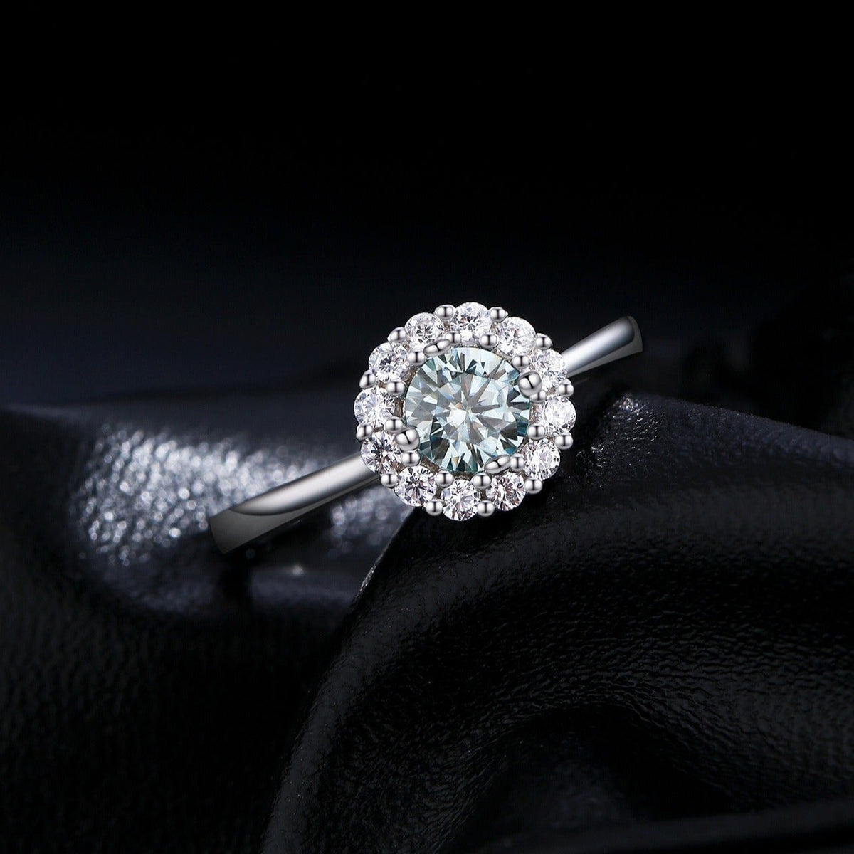 Ariana Crystal Blue Silver Ring - Joie d’Or