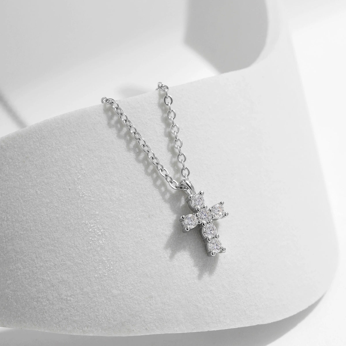 Chloé Crystal Cross Pendant - Joie d’Or