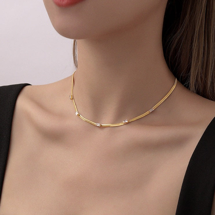 Eve Herringbone Gold Necklace