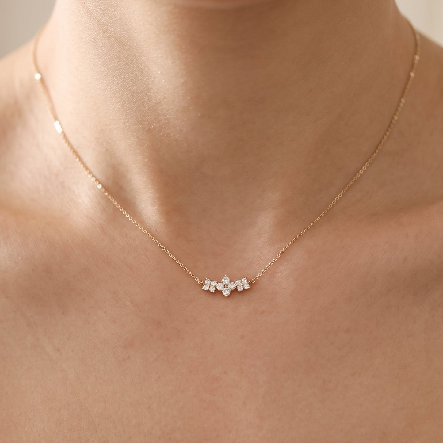 Annette Crystal Floral Bar Gold Necklace - Joie d’Or