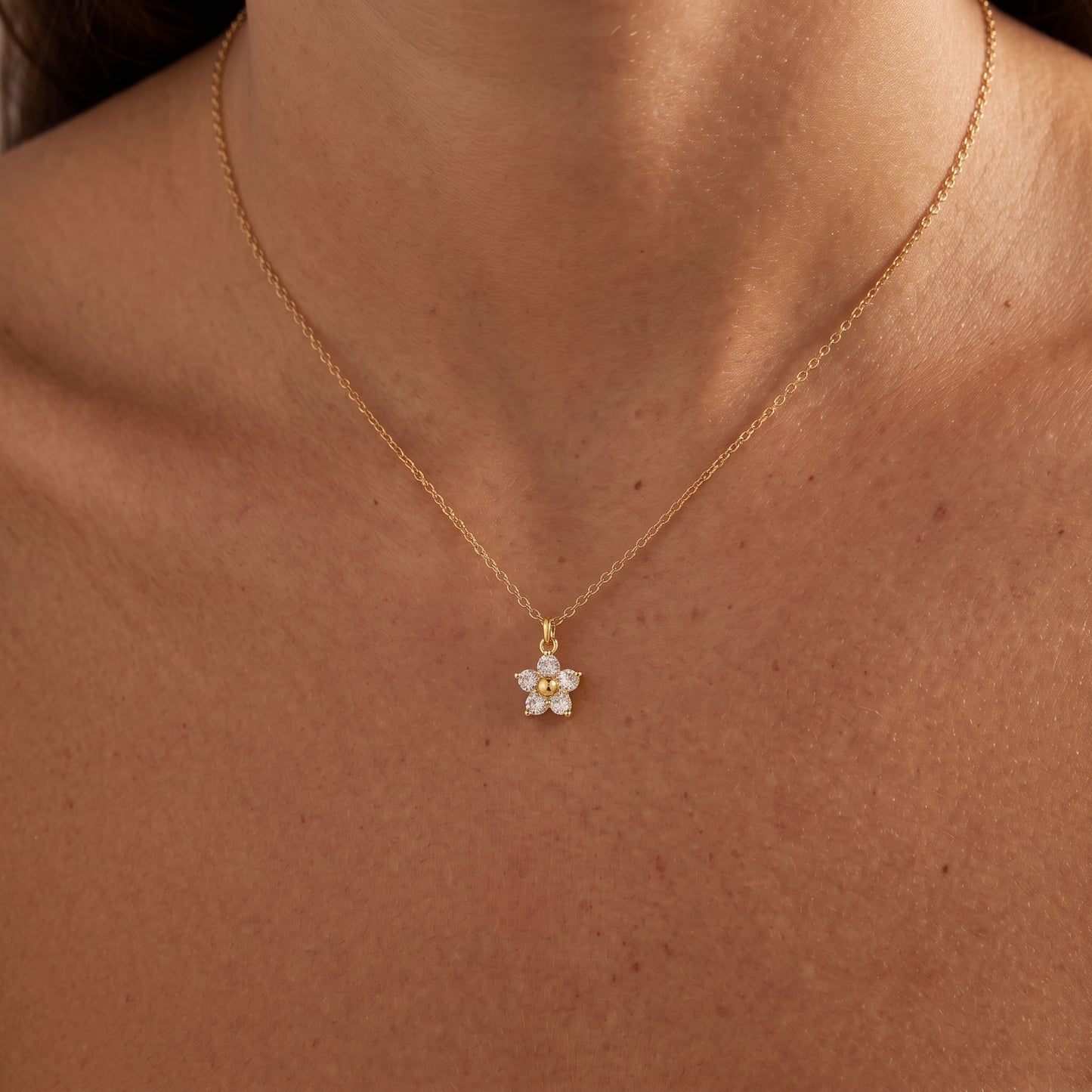 Céleste Petite Crystal Flower Gold Necklace - Joie d’Or