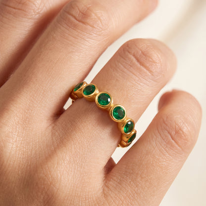 Ariana Green Round Gold Ring