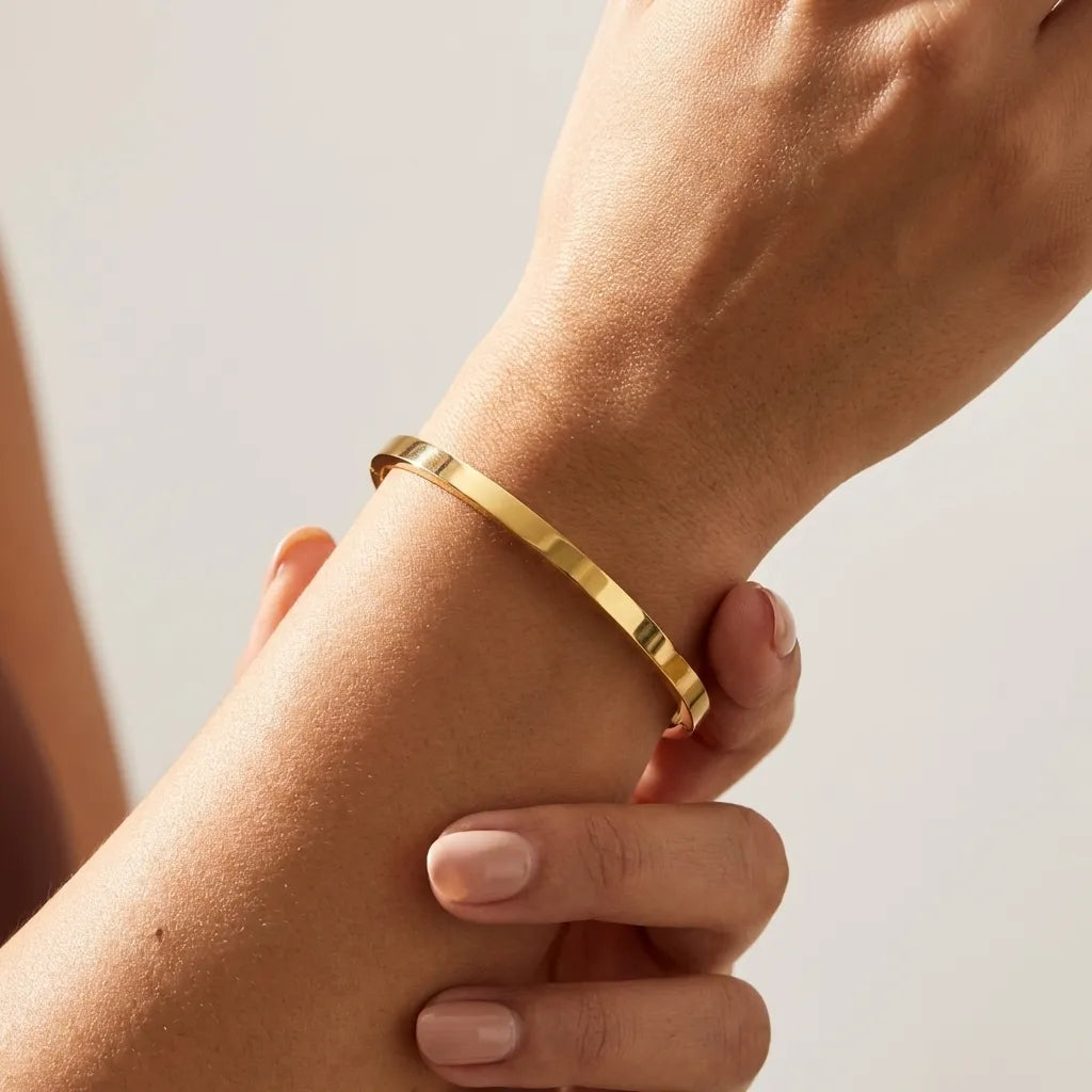 Classic Gold Bangle Waterproof Stainless Steel – Joie d’Or