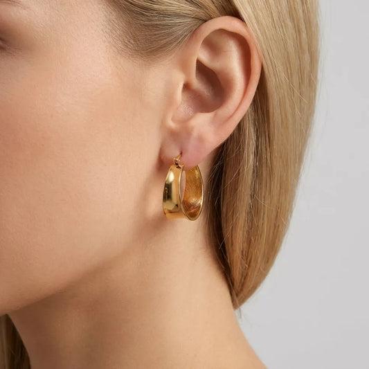 Lyla Hoop Earrings - Joie d’Or