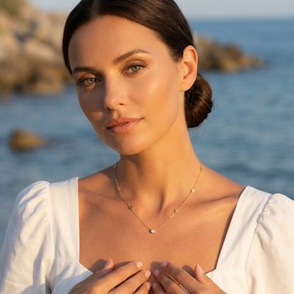 Élina Dainty Clover Necklace - Joie d’Or
