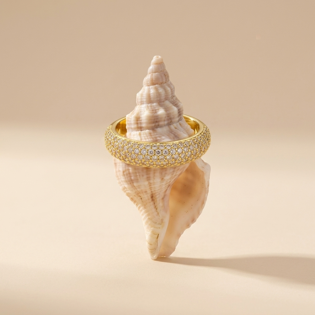 Emilie Luxe Pavé Ring - Joie d’Or