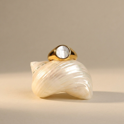 Mother Of Pearl Ring - Joie d’Or