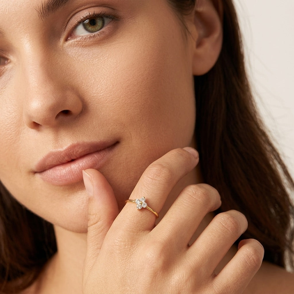 Mia Crystal Clover Ring - Joie d’Or