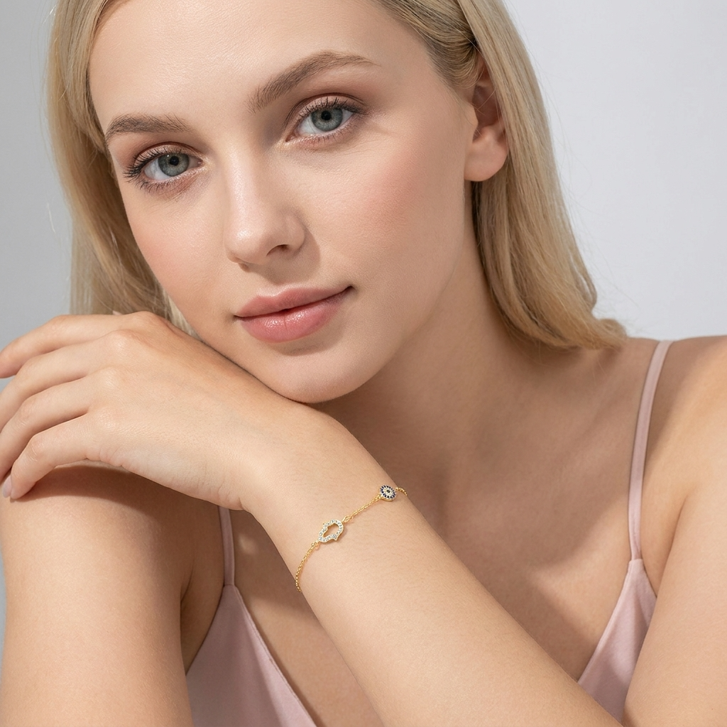 Chloé Hamsa & Evil Eye Bracelet - Joie d’Or