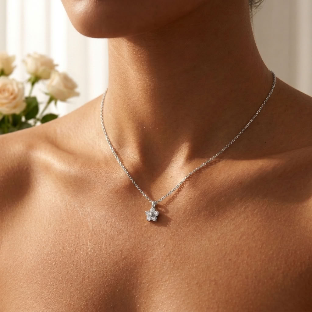 Céleste Crystal Flower Silver Necklace - Joie d’Or