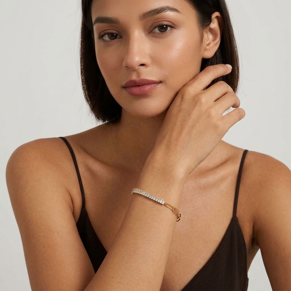Chiara Baguette Paperclip Gold Bracelet