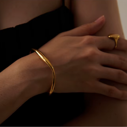 Tiffany Gold Bangle