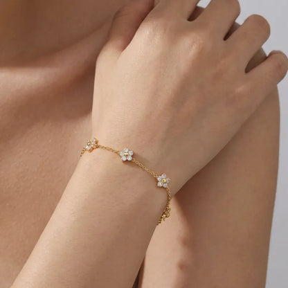 Mia Flower Crystal Bracelet - Joie d’Or