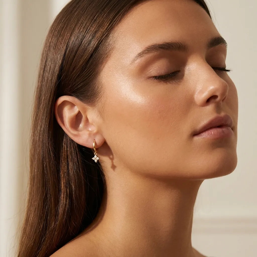 Mia Crystal Clover Earrings - Joie d’Or