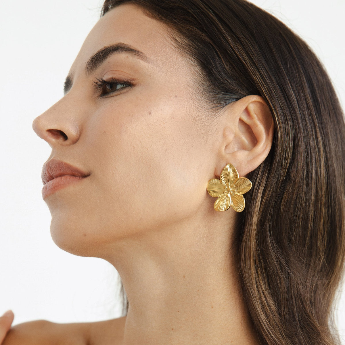 Allysa Flower Gold Earrings - Joie d’Or