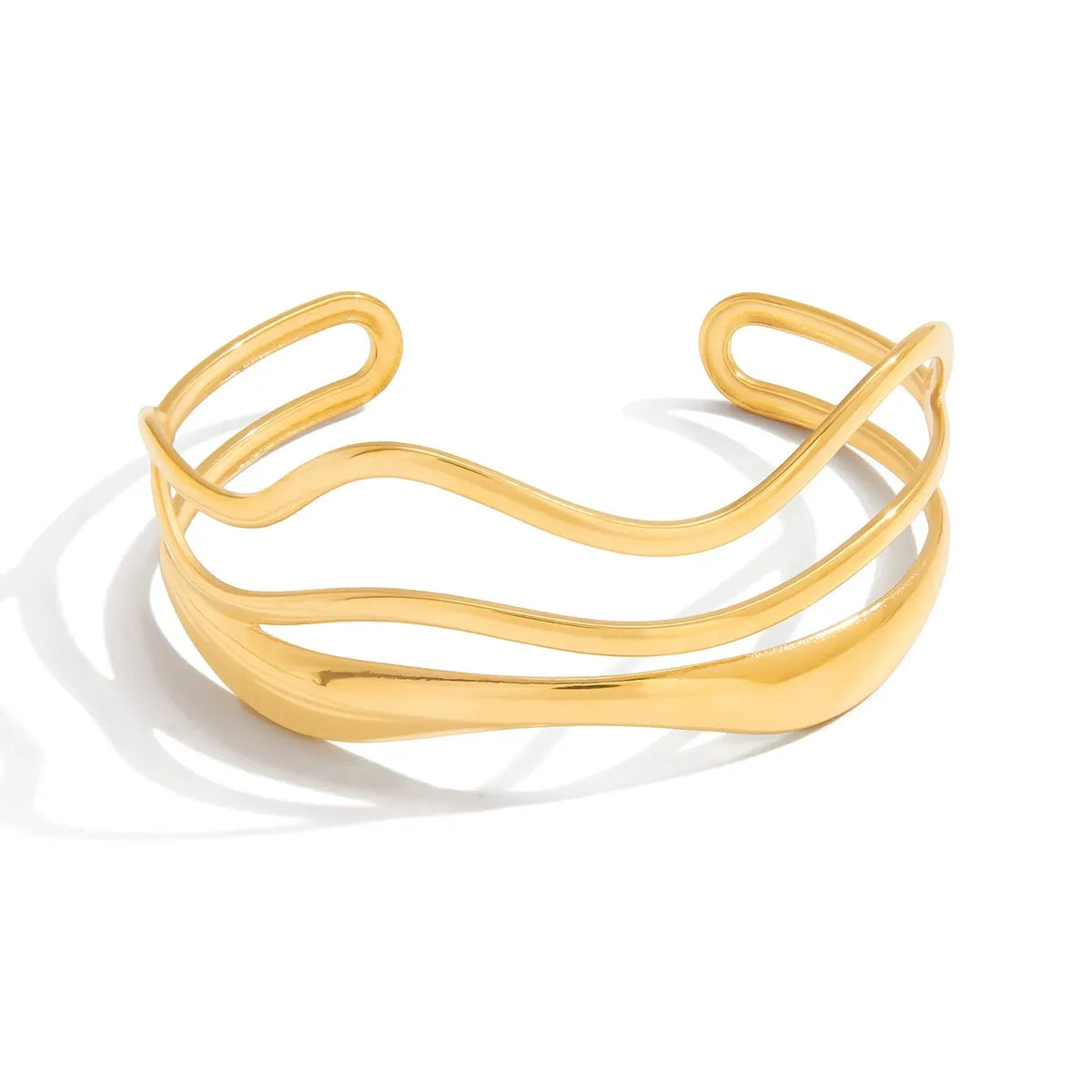 Emma Wave Gold Bangle - Joie d’Or