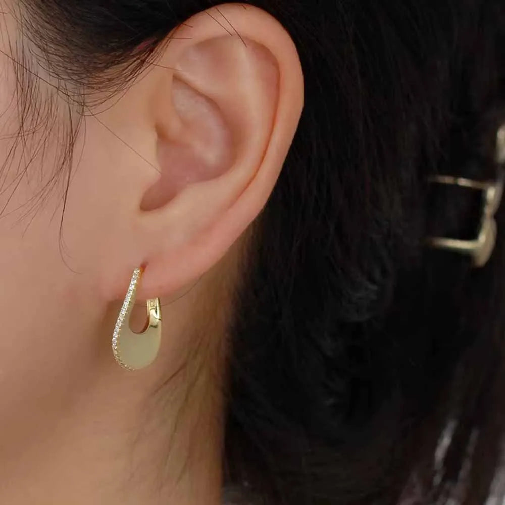 Isabella Modern Twist Earrings