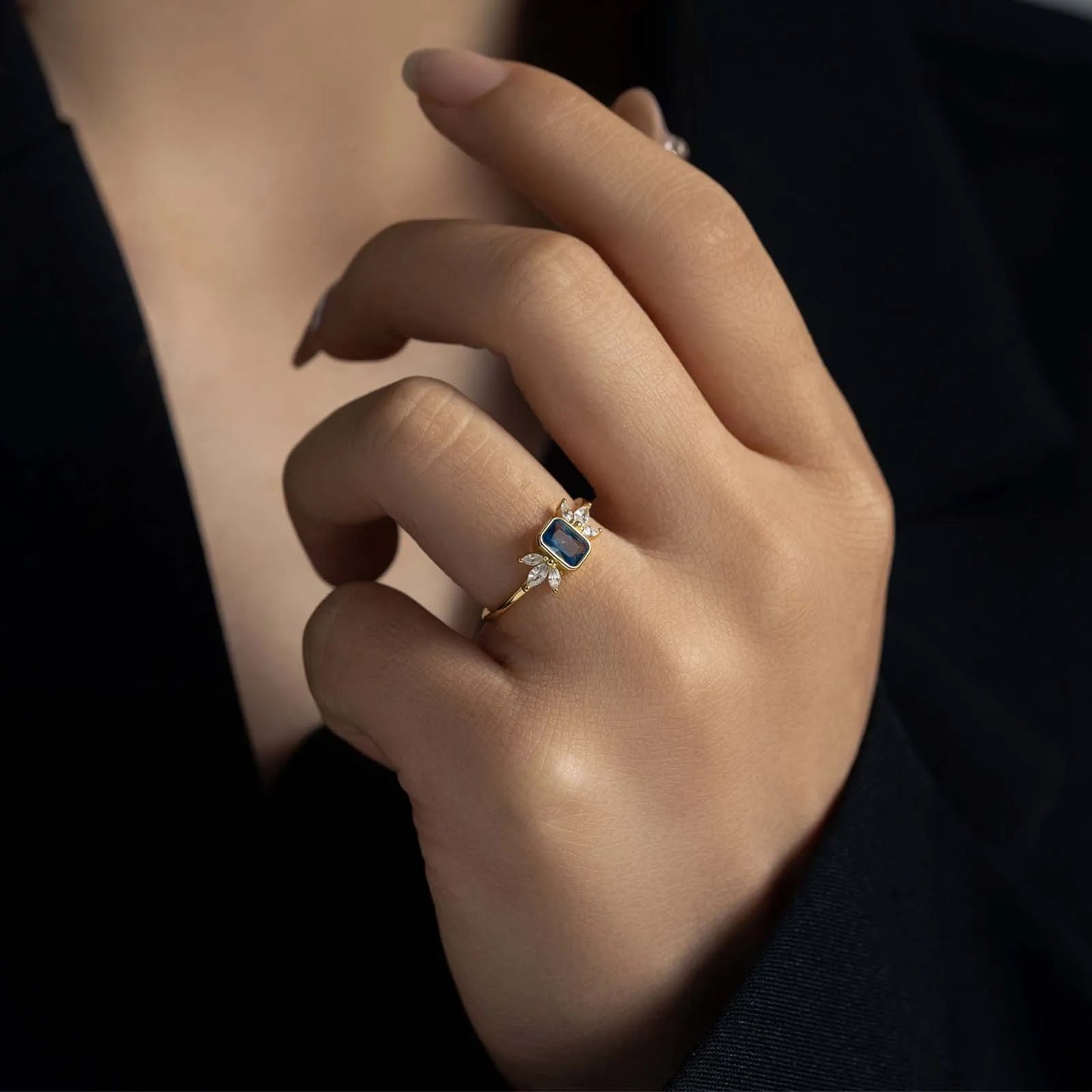 Isabella Noir Crystal Ring