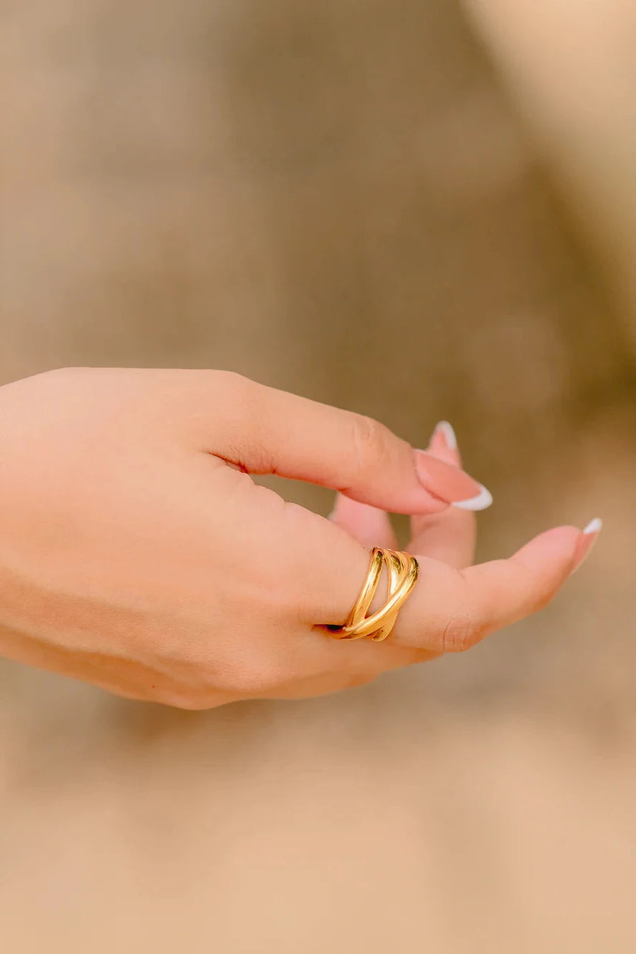Joie d’Or jewelry: yes, "karat" does affect gold's color.
