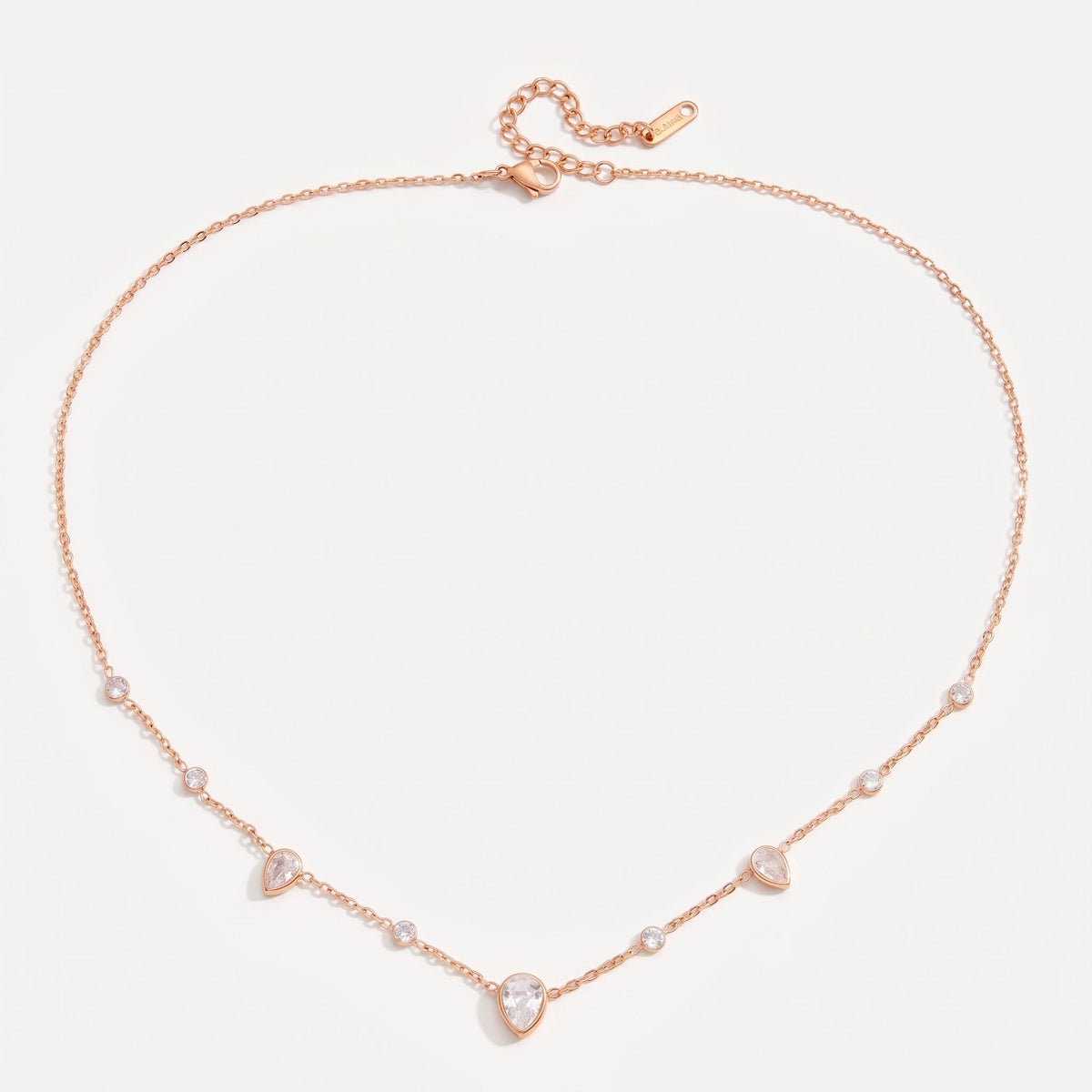 Lucie Pear Station Gold Necklace - Joie d’Or