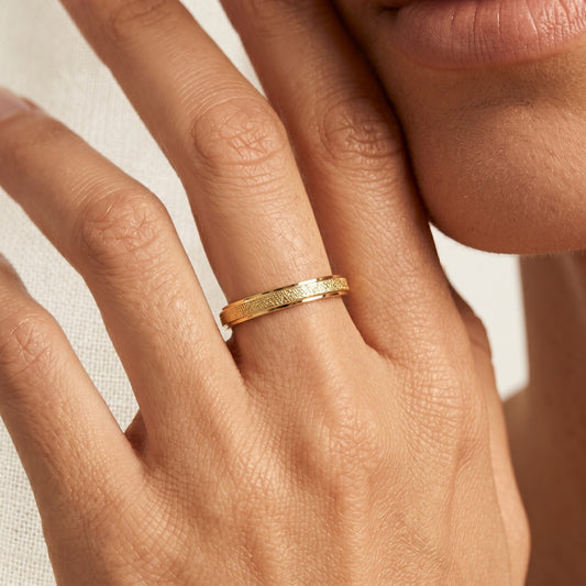 Soline Slim Gold Ring - Joie d’Or